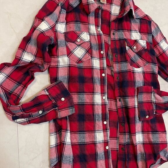 Plaid button down flannel  - Picture 4 of 7